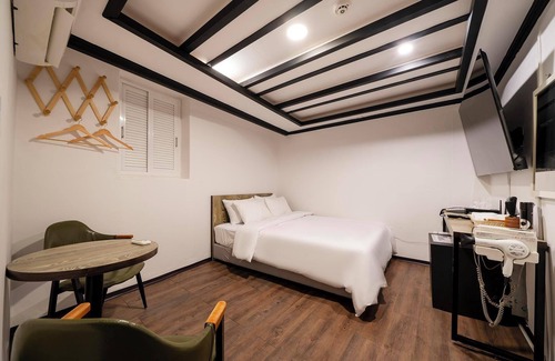 Daejo-dong Hotel | Bulgwang Tom Plus