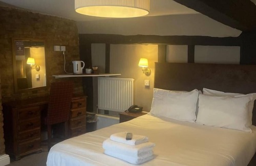 Halstead Hotel | Bull Hotel Halstead by Greene King Inns
