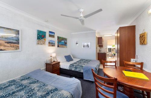 Svensson Heights Hotel | Bundaberg Coral Villa Motor Inn