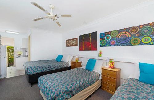 Svensson Heights Hotel | Bundaberg Coral Villa Motor Inn