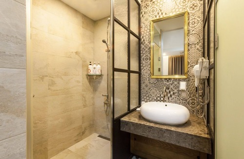 Jeongja-dong Hotel | Bundang Carlton