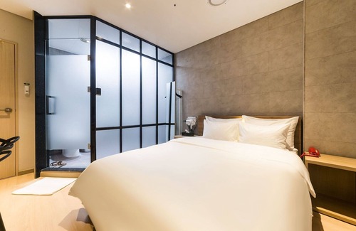 Seohyeon-dong Hotel | Bundang Hotel & U