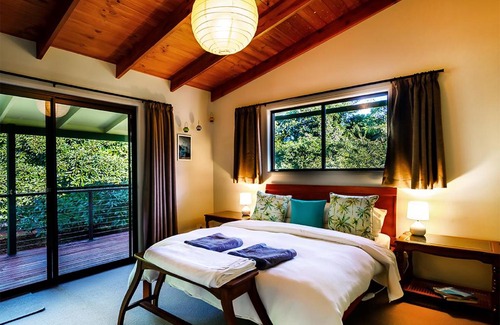 North Tamborine Apartment | Bundara - Idyllic Getaway in the Mountains