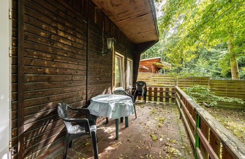 Quitzdorf am See House | Bungalow 16 'Finnhütte' with Private Terrace and Shared Garden