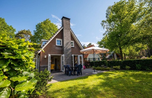 Lochem House | Bungalow ∙ 4 bedrooms ∙ 6 guests