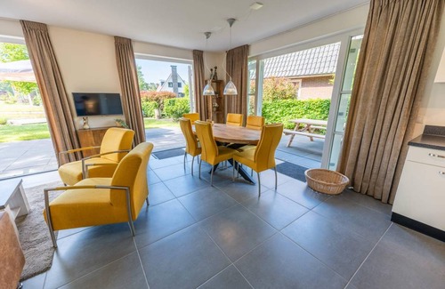 Lochem House | Bungalow ∙ 4 bedrooms ∙ 6 guests