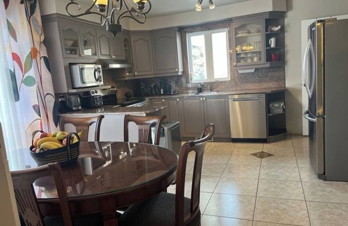 Longueuil House | Bungalow 5 1/2/Ground floor