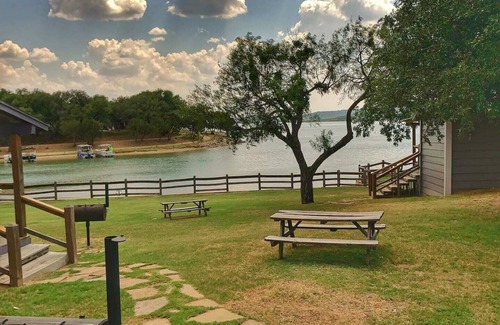 Graford House | Bungalow #9 at Possum Kingdom Lake