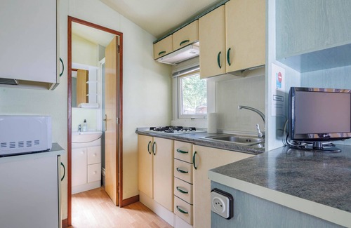 Balea House | Bungalow 'A2' with Private Pool, Private Terrace and Wi-Fi