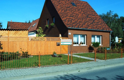 Zarrendorf Apartment | Bungalow - Bungalow and 2 apartments in Stralsund