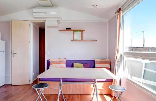 Campano House | Bungalow cerca de la playa con piscina, jardín y wifi