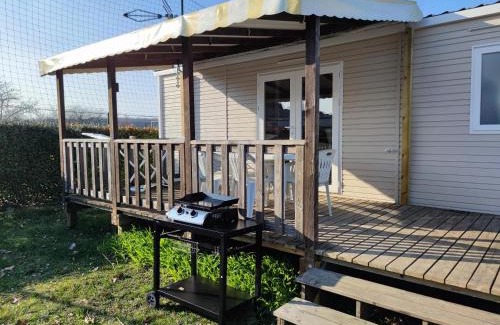 Coulanges House | Bungalow charmant à Veuzain-sur-Loire avec piscine partagée