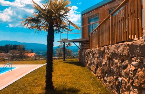 Valenca House | Bungalow com Piscina,valença Izibookings