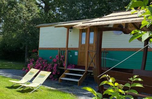 Saint-Pardoux House | Bungalow confortable à Saint-Pardoux avec piscine partagée