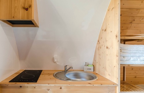 Ronfe House | Bungalow Cultura with Shared Garden and Air Conditioning