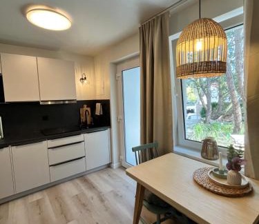 Benz Apartment | Bungalow Green Forest