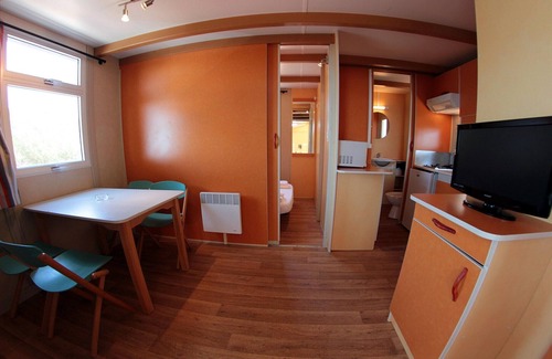 Calella House | Bungalow in Calella near Sea & Mountains
