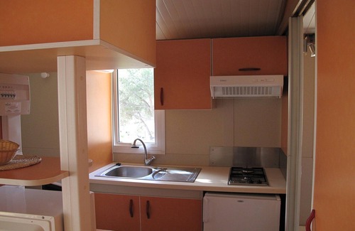 Calella House | Bungalow in Calella near Sea & Mountains