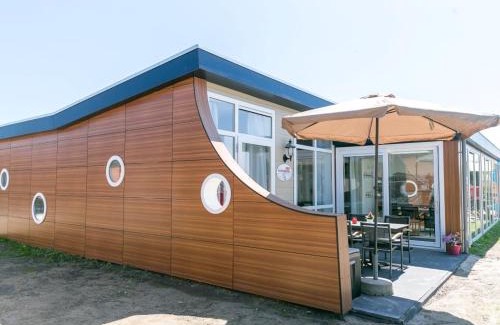 's-Gravenzande House | Bungalow in Netherlands with Accessible Design