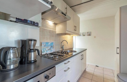 Sint Maartenszee House | Bungalow in Sint Maartenszee near Beach