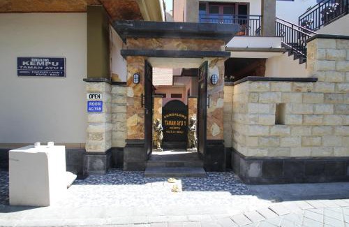Downtown Kuta House | Bungalow Kempu Taman Ayu I