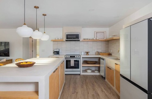 Panorama Heights House | Bungalow: Modern 2br Joshua Tree Casita