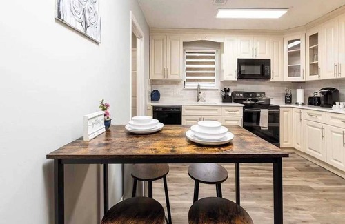 Stone Mountain House | Bungalow on Big Valley Trail #41655