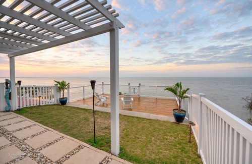 Port Isabel House | Bungalow on South Padre Bay