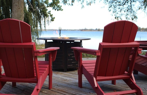 Consecon Cottage | Bungalow on the Bay
