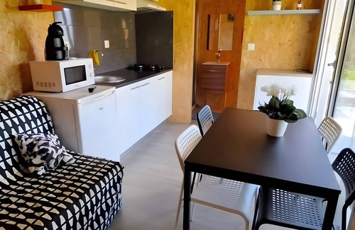 Ventosa House | Bungalow 'Quintinha Da Aldida' with Mountain View, Wi-Fi and Air Conditioning