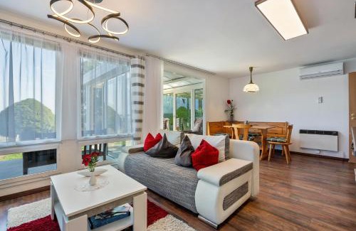 Lichtenwalde House | Bungalow Sebastian
