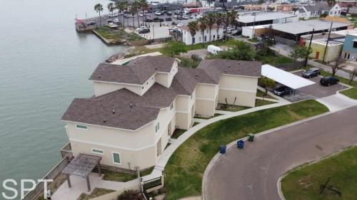 Port Isabel House | Bungalow Tarvana-#1