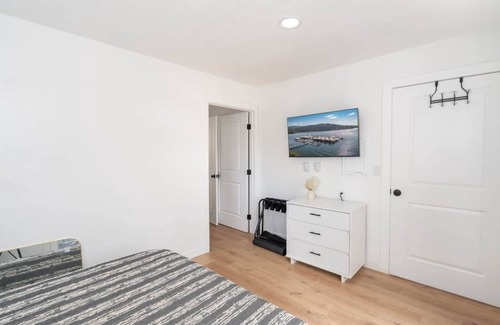 Bayview House | Bungalow Top Floor Only