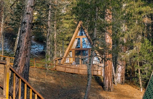 Tosya House | Bungalow with Balcony in Nature Near Dipsiz Lake