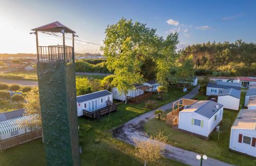 Burinhosa Resort | Bungalows Land'shause