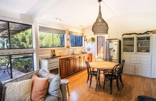 Apollo Bay House | Bunjil Retreat - Couples Getaway with Sauna