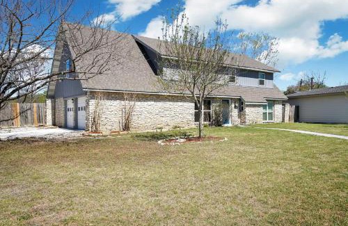 North San Antonio - SAT House | Bunker Down - A Birdy Vacation Rental