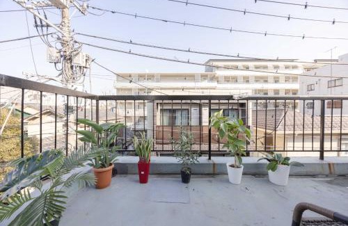 Hyakunincho Apartment | BURan House