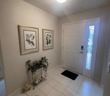Glenbrook House | Burbank - Beautiful Designer Home Near Glenview Country Club Villagepeople