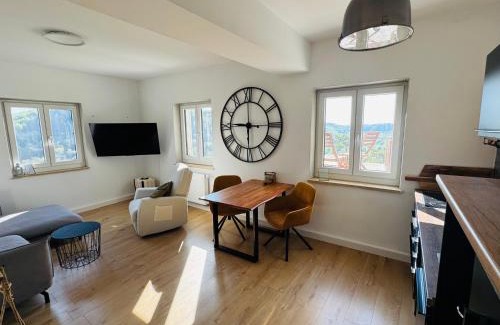 Riedenburg Apartment | Burg & Tal Panorama