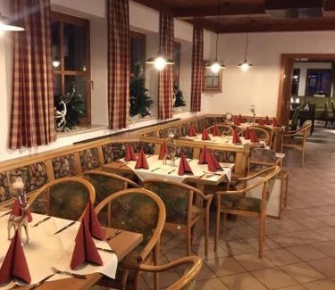 Regen Hotel | Burggasthof Weißenstein