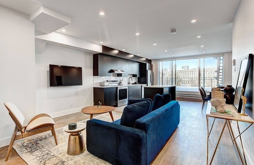 Little Burgundy Apartment | Burgundy Lofts - Marché Atwater