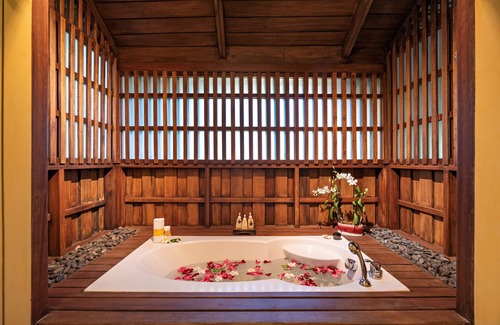 Chaweng City Center Resort | Buri Rasa Village Samui Adults Only