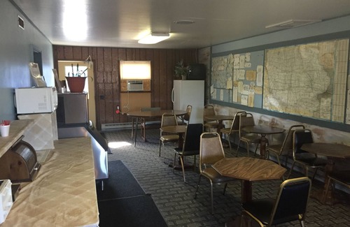 Algona Hotel | Burr Oak Motel