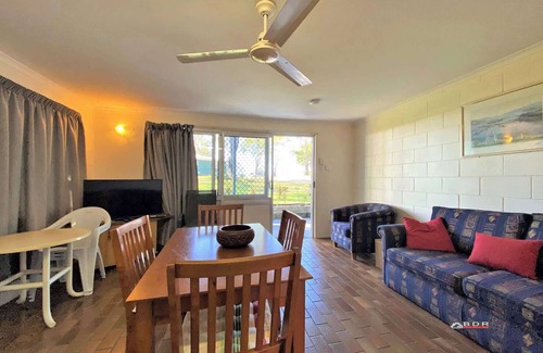 Traviston Apartment | Burrum River Unit 1 S