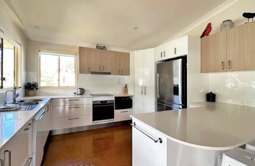 Traviston House | Burrumundi walk to the Beach