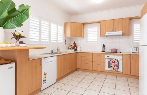 Blueys Beach House | Burts At Blueys Beach
