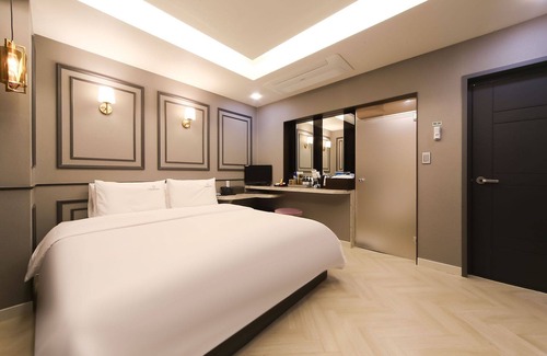 Saha Hotel | Busan Hadan E Palace Hotel