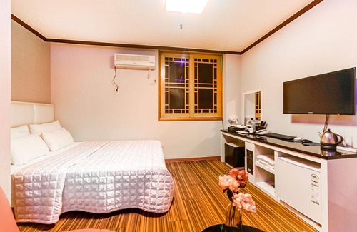 Saha Hotel | Busan Hadan Green Hill