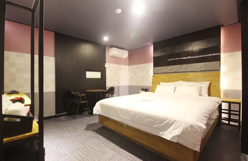 Saha Hotel | Busan Hadan Queen